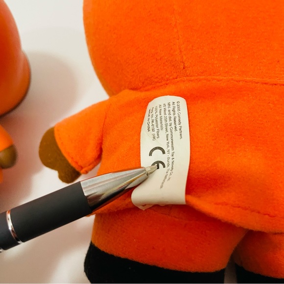 South Park Kenny Plush Stuffed Toy 2005 and Kenny Mini Figure 2004 Bundle - Picture 10 of 16